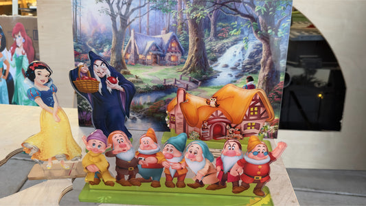 Snow White Table Centerpeice set